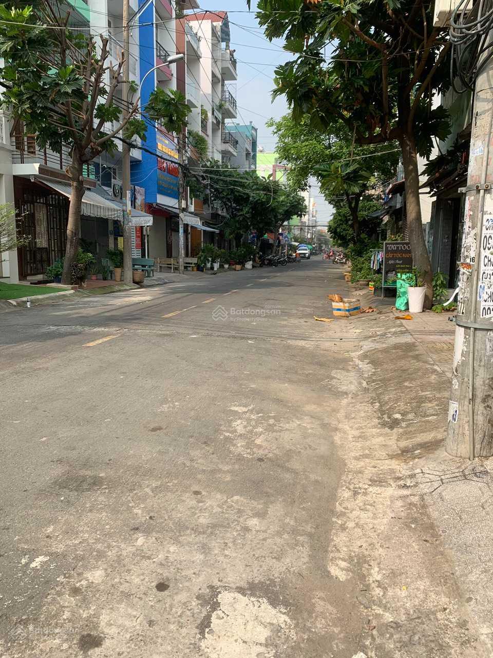 Chính chủ kẹt bank bán gấp MTNB Trần Thủ Độ. DT 3.5 x 17m. Nhà 3.5 tấm. Giá 6.9 tỷ Chính chủ kẹt bank bán gấp MTNB Trần Thủ Độ. DT 3.5 x 17m. Nhà 3.5 tấm. Giá 6.9 tỷ