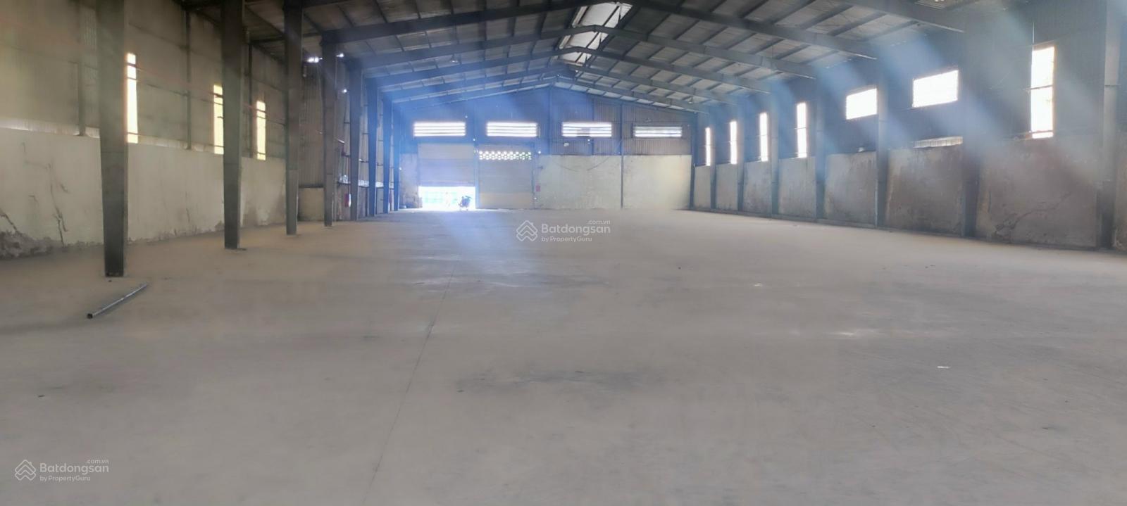 Cho thuê kho xưởng diện tích đa dạng mặt tiền đường container tại Quận 7. Liên hệ: 0932 310 *** Tâm