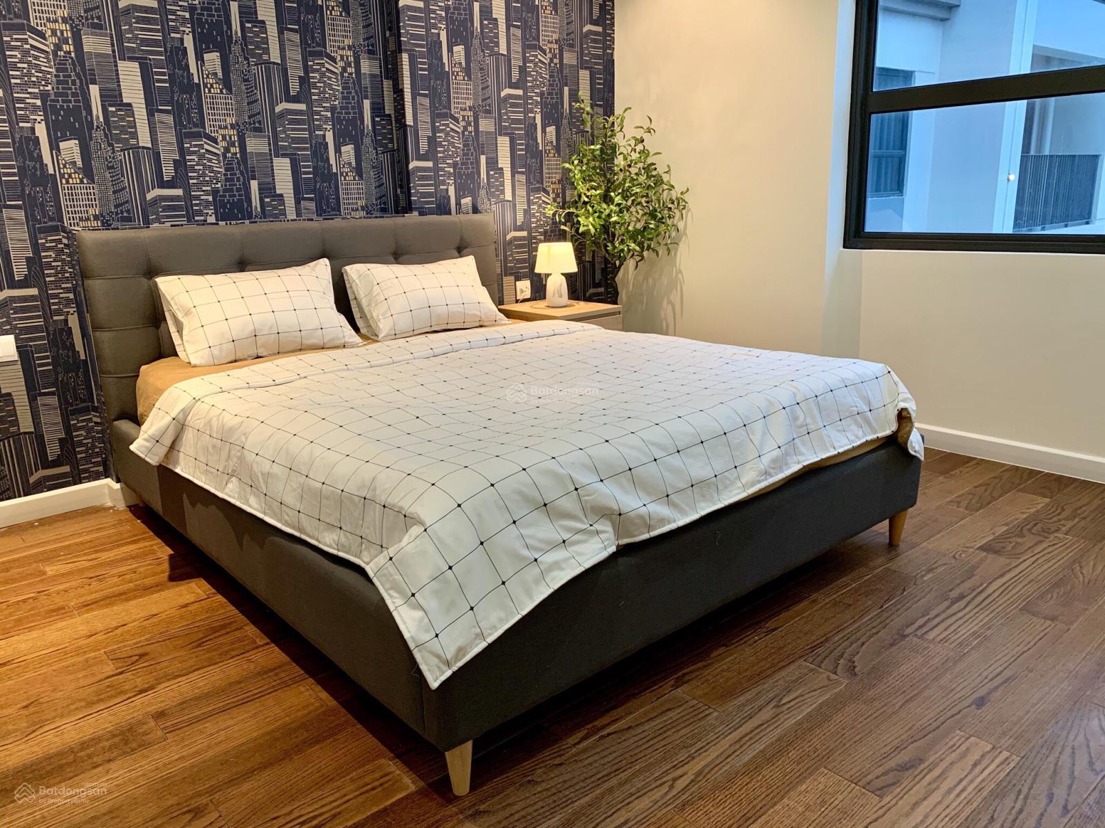 Cho thuê CHCC Vinhomes, 54 Nguyễn Chí Thanh, 2 phòng ngủ, đầy đủ nội thất. LH: 0936 325 ***