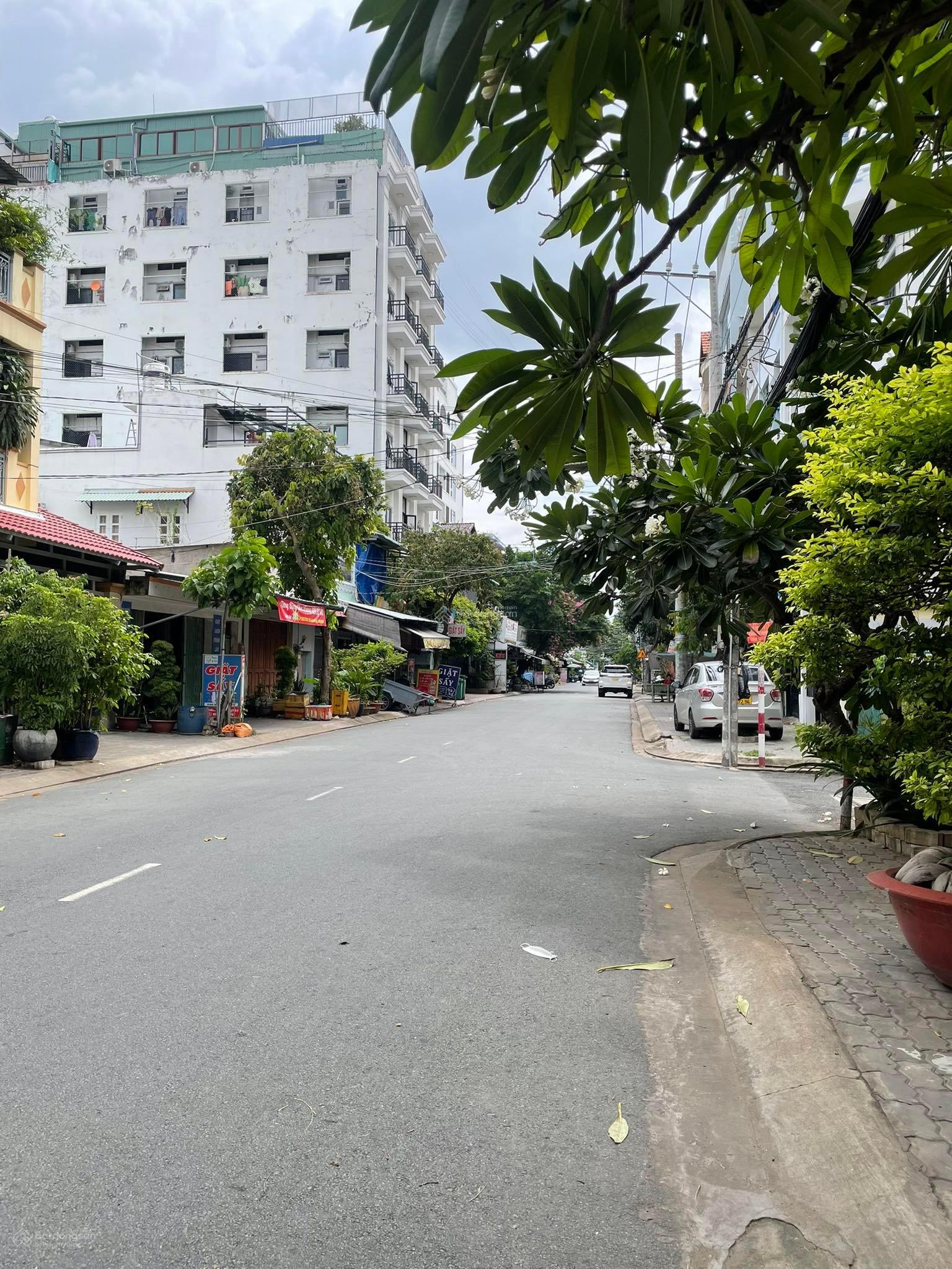 Hot. Cần bán gấp căn đường số khu DC Him Lam 5.2x22m, 15tỷ