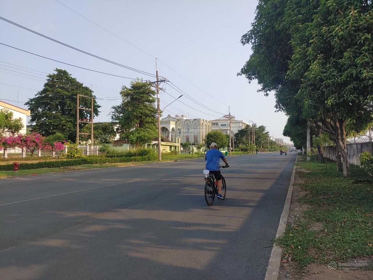 Bán kho xưởng trong khu chế xuất Tân Thuận LH Mr Cường LH 0909 415 ***