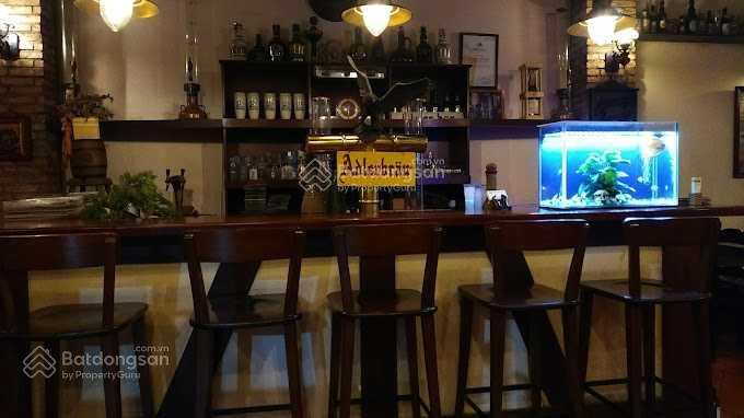 Cho thuê nhà MT đường Nguyễn Du, Phường Bến Nghé, Quận 1. DT: 20x50m. Trệt 2 lầu. DTSD: 2.000m2