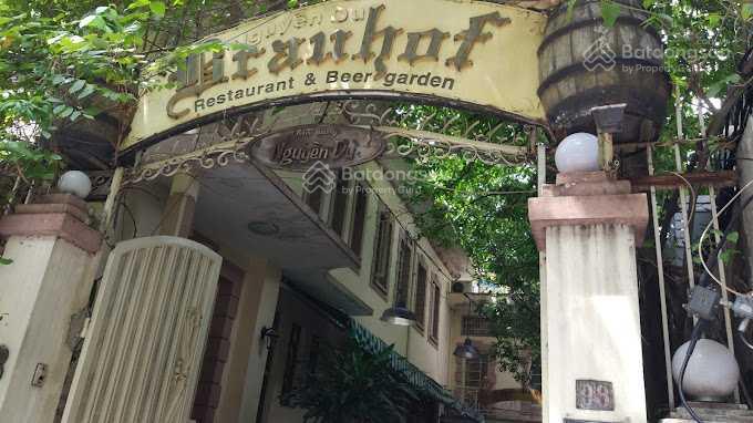 Cho thuê nhà MT đường Nguyễn Du, Phường Bến Nghé, Quận 1. DT: 20x50m. Trệt 2 lầu. DTSD: 2.000m2