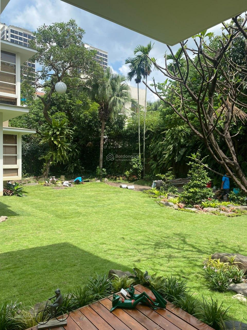 Bán siêu biệt thự duy nhất tại Thảo Điền, Quận 2 3300m2 full thổ cư