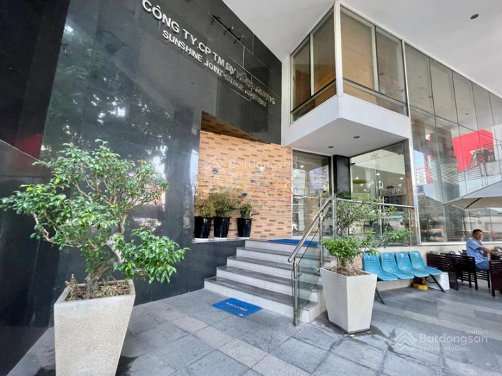 Cho thuê nhà mặt tiền Nguyễn Văn Cừ, Quận 1. DT: 15x25m, 1 hầm 1 trệt, 8 lầu. DTSD: 3.300m2 Cho thuê nhà mặt tiền Nguyễn Văn Cừ, Quận 1. DT: 15x25m, 1 hầm 1 trệt, 8 lầu. DTSD: 3.300m2