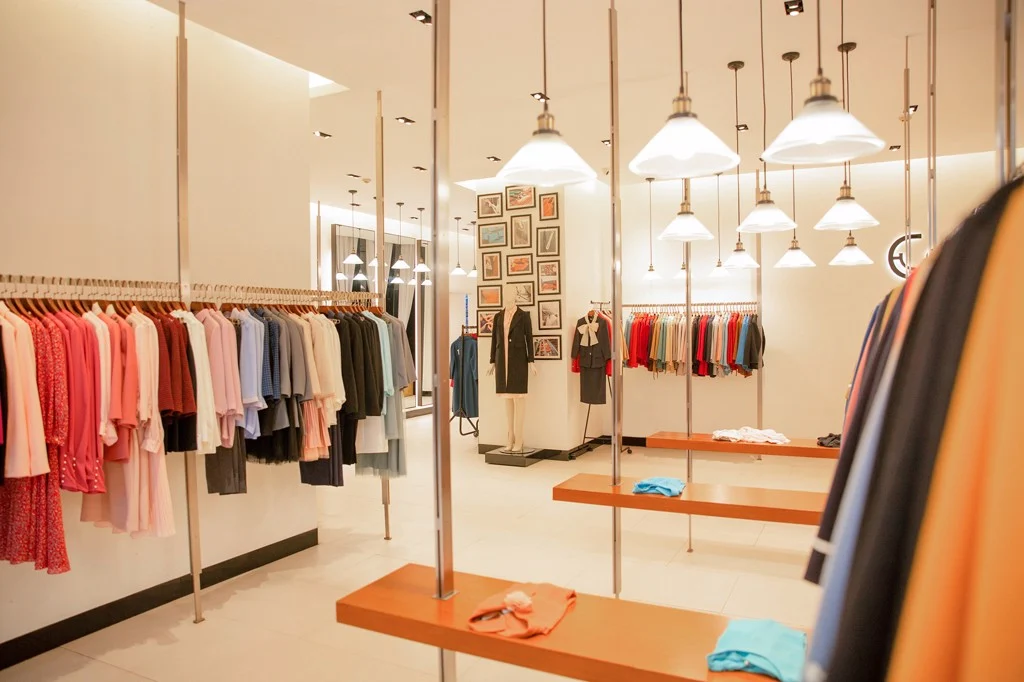 Cho thuê nhà mặt tiền Trần Quốc Thảo, Quận 3, DT: 18x35m, 1 trệt, 1 lửng, 2 lầu, TM, DTSD: 2.500m2 Cho thuê nhà mặt tiền Trần Quốc Thảo, Quận 3, DT: 18x35m, 1 trệt, 1 lửng, 2 lầu, TM, DTSD: 2.500m2