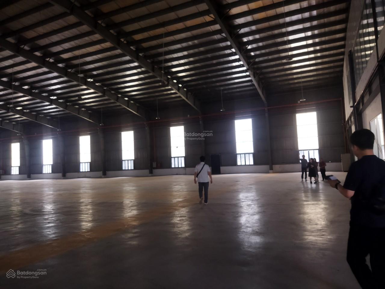 Cho thuê kho xưởng 2400m2 và 3600m2 tại KCN Long Hậu Long An