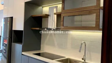 Cần bán gấp căn hộ Saigon Royal, 60 m2, giá 6.9 tỷ full NT. LH: 0906 378 ***