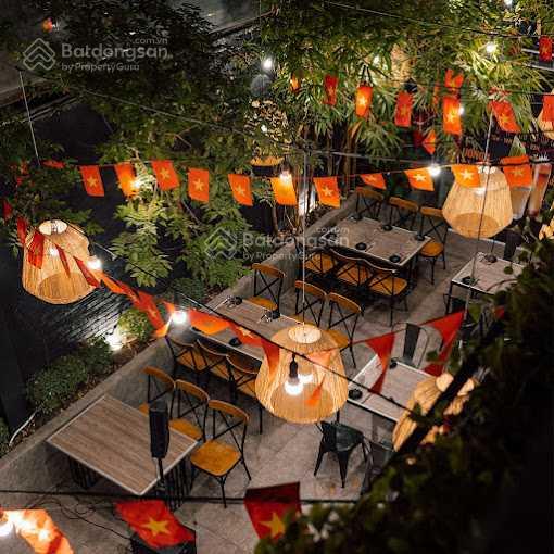 Cho thuê nhà mặt tiền Lê Qúy Đôn, Quận 3. DT: 12x30m, 1 trệt, 1 lầu. DTSD: 800m2