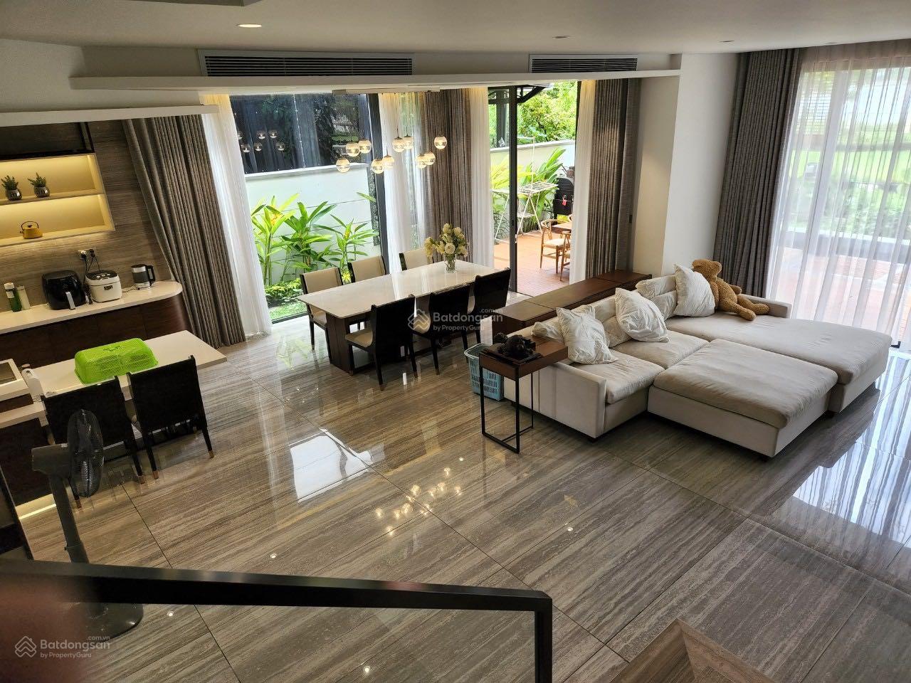 Tôi chính chủ bán gấp biệt thự Nine South, DT 7x20m (full nội thất) - Hoàn thiện thô giá 15 tỷ