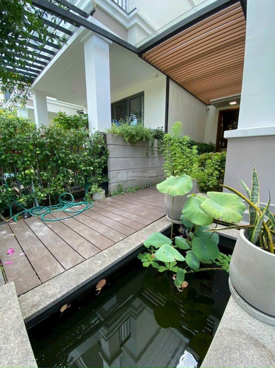 Tôi chính chủ bán gấp biệt thự Nine South, DT 7x20m (full nội thất) - Hoàn thiện thô giá 15 tỷ