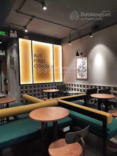 Cho thuê nhà mặt tiền đường Nguyễn Gia Trí, Bình Thạnh. DT: 12x20m. Trệt 4 lầu. DTSD: 1.200m2