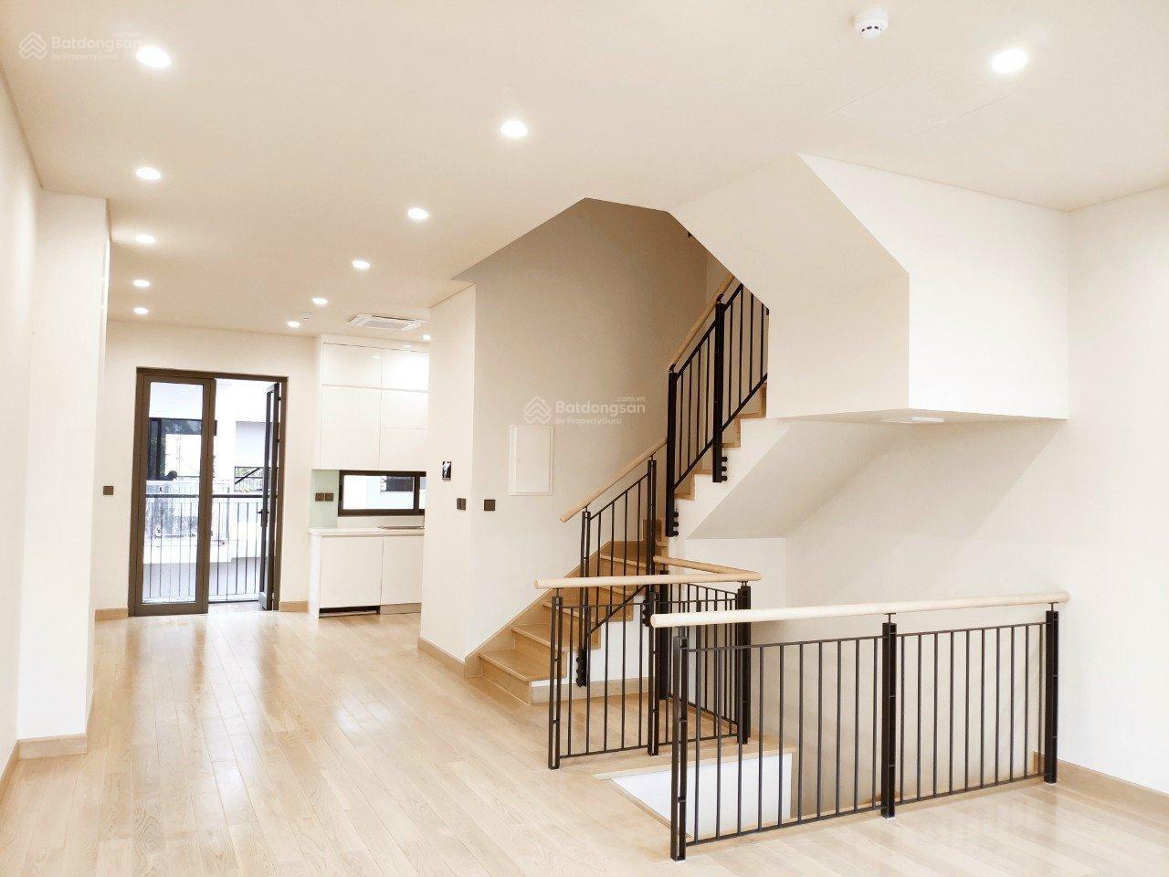 Tôi cần cho thuê nguyên căn giá 30triệu, rẻ nhất dự án, nhà mới bàn giao từ CDT, full rèm, điều hòa