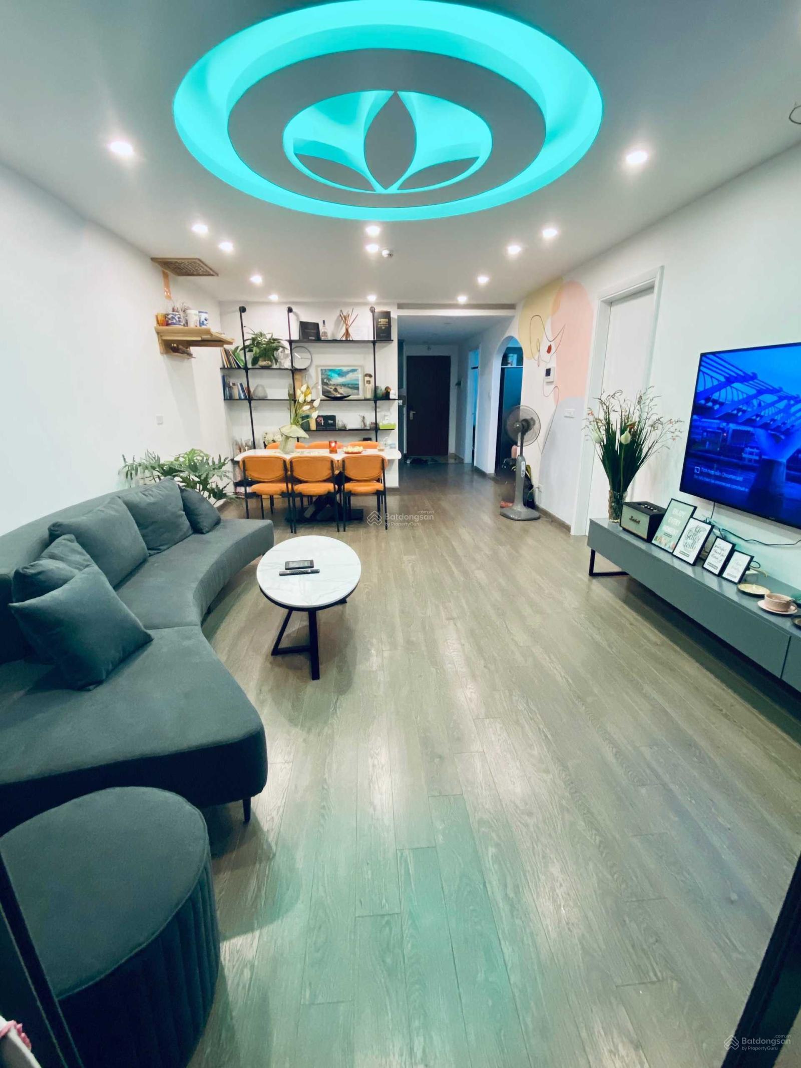 Chính chủ bán căn GoldSeason, 80m2 thiết kế 3 ngủ 2 vệ sinh, đầy đủ đồ, ban công Đông Nam cực hiếm