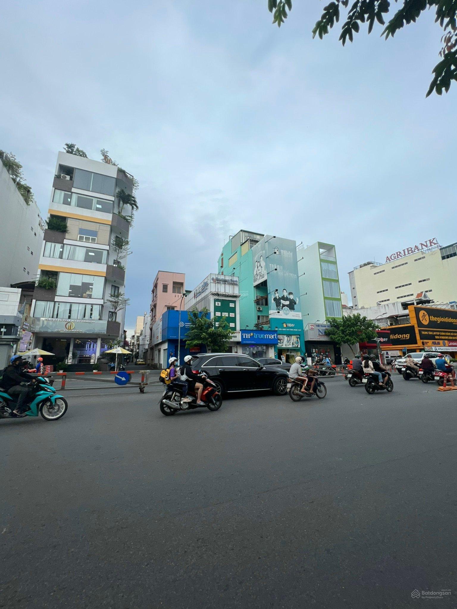 Chỉ 50 tỷ. Bán nhà khuôn đất vip MT Cộng Hòa, 8x25m. CTXD hầm 8 tầng khai thác 350tr/tháng