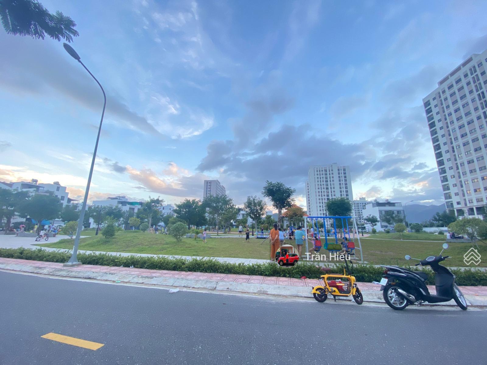 Lô view trực diện công viên - chỉ 6,9 tỷ đối diện công viên lô 85m2 đường Số 36 mát cả ngày