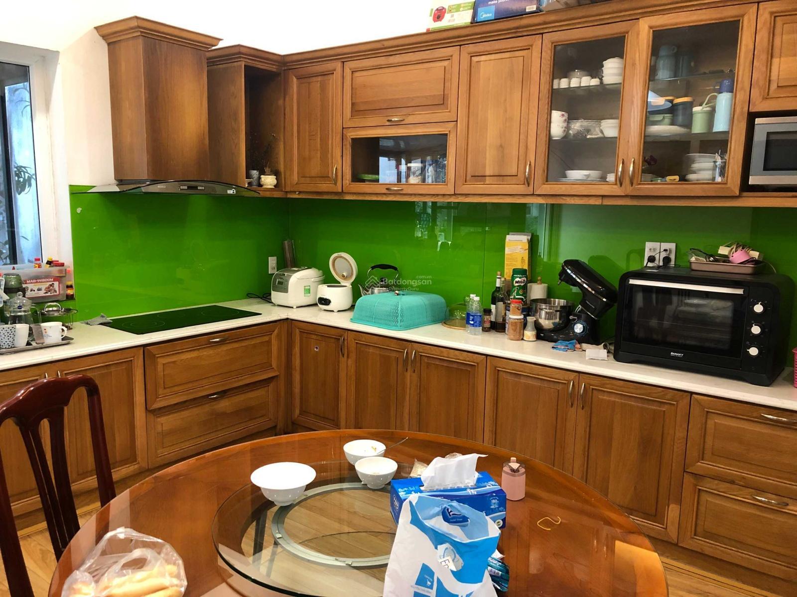 Cần bán gấp biệt thự Villa Park, 8x17 1 trệt 2 lầu full nội thất, sổ hồng cá nhân, giá chỉ 19 tỷ TL Cần bán gấp biệt thự Villa Park, 8x17 1 trệt 2 lầu full nội thất, sổ hồng cá nhân, giá chỉ 19 tỷ TL