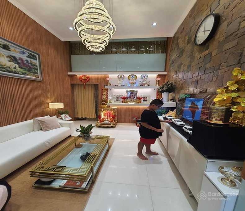 Nhà HXH hạ chào 2,5 tỷ, Nguyễn Trãi, Nguyễn Cư Trinh, Q1, 64m2, 2 tầng Nhà HXH hạ chào 2,5 tỷ, Nguyễn Trãi, Nguyễn Cư Trinh, Q1, 64m2, 2 tầng