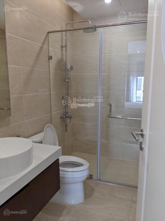 0985 123 *** cho thuê căn hộ 2-3PN đồ cơ bản và đủ đồ DT 75, 88, 96, 130m2 xem nhà LH trước 30p