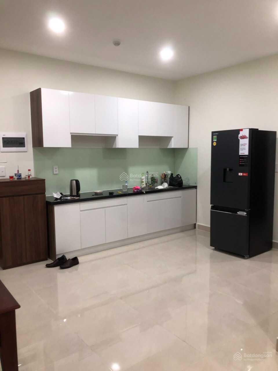 Cho thuê gấp căn hộ 2PN 2WC 70m2 giá 8.5triệu/tháng, LH 0974 025 ***