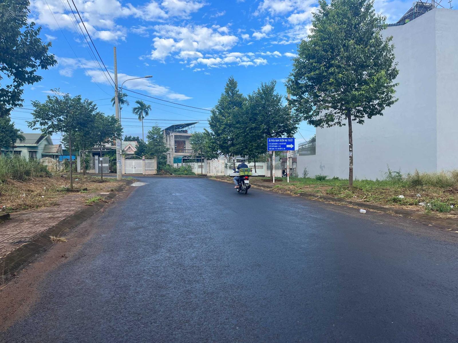 Cực hiếm - Cần bán gấp Đất KĐG Võ Thị Sáu đường 15,5m - Trung tâm Buôn Ma Thuột Cực hiếm - Cần bán gấp Đất KĐG Võ Thị Sáu đường 15,5m - Trung tâm Buôn Ma Thuột