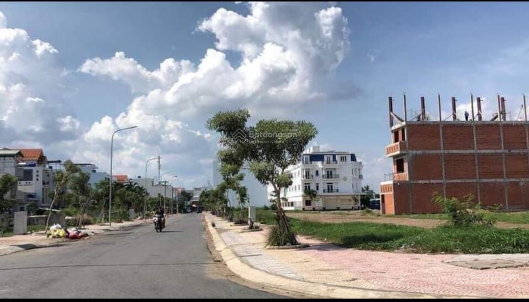 Tôi kẹt tiền bán nhanh nền đất KDC Thắng Lợi Reverside Market, TT Cần Đước. DT 109m2