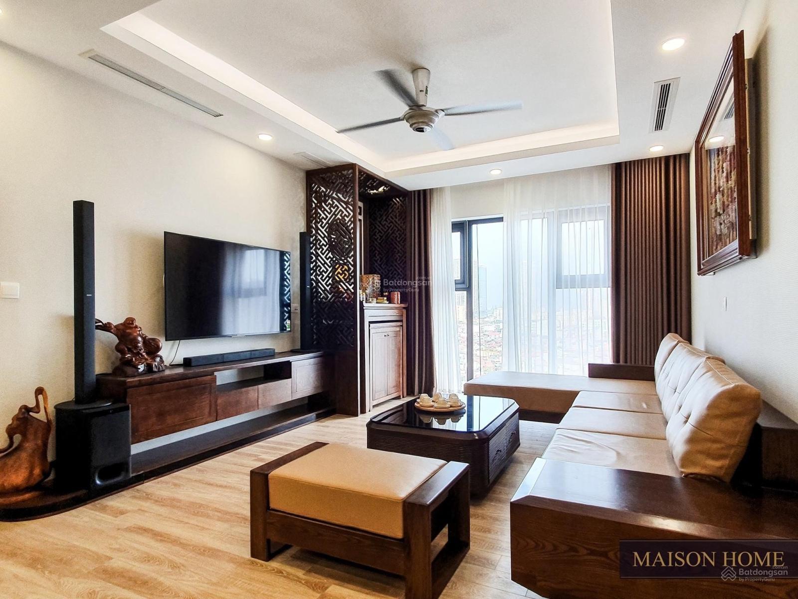Căn hộ hoa hậu 2 ngủ Central Point, 219 Trung Kính. Giá 6 tỷ DT 70m2 và 2 VS. LH 0978 965 ***