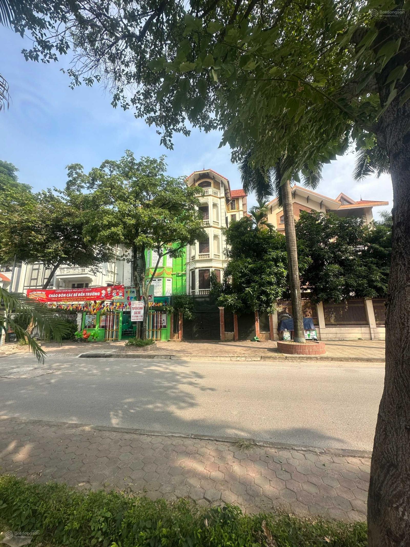 Hot hot, bán liền kề KĐT Đại Kim - Nguyễn Cảnh Dị - 55m2 x 5 tầng, đường 10m. SĐCC - 15.5 tỷ