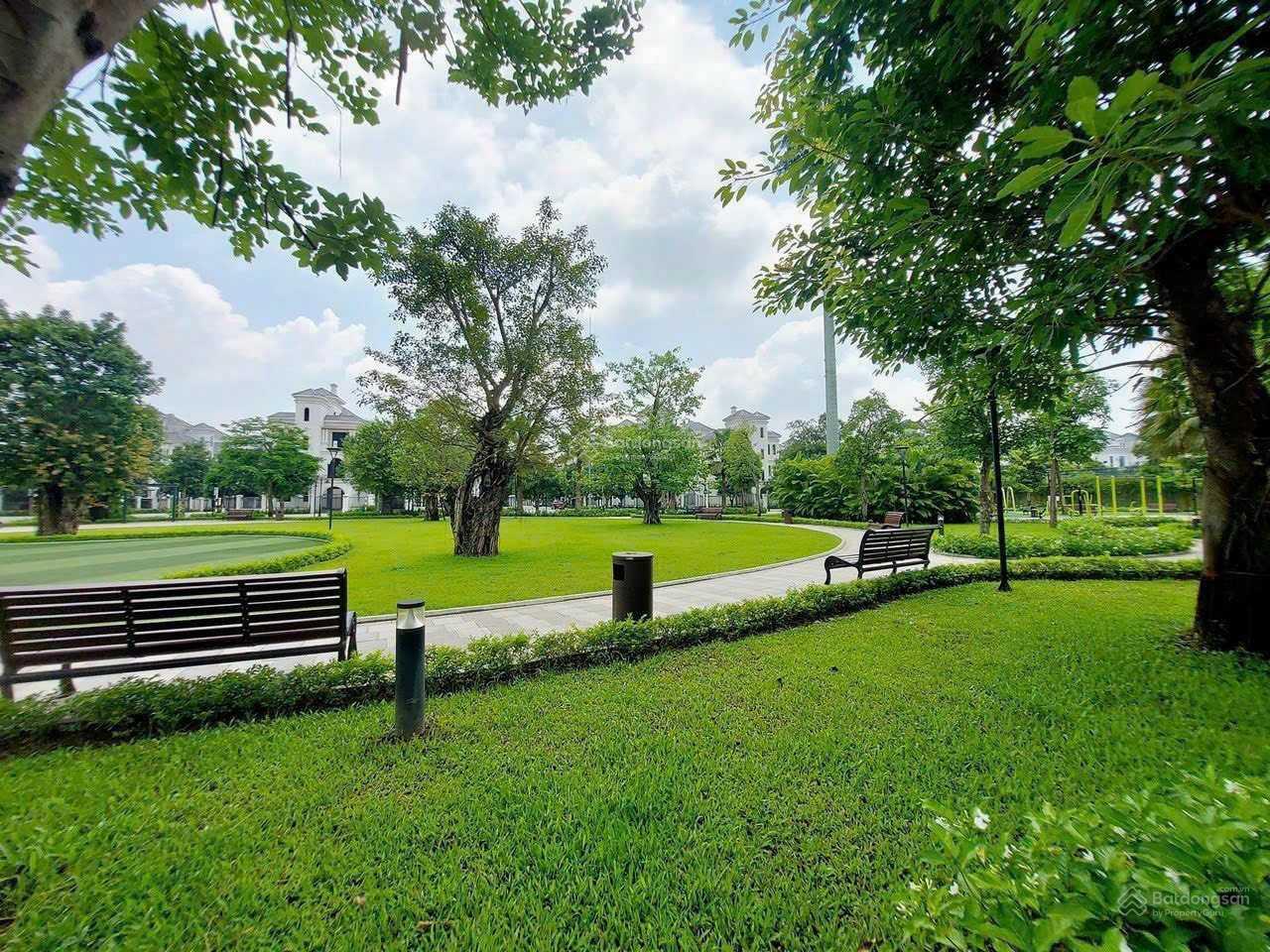 Bán nhanh biệt thự đơn lập Ngọc Trai 288m2 - gần sông công viên tại Vinhomes Gia Lâm