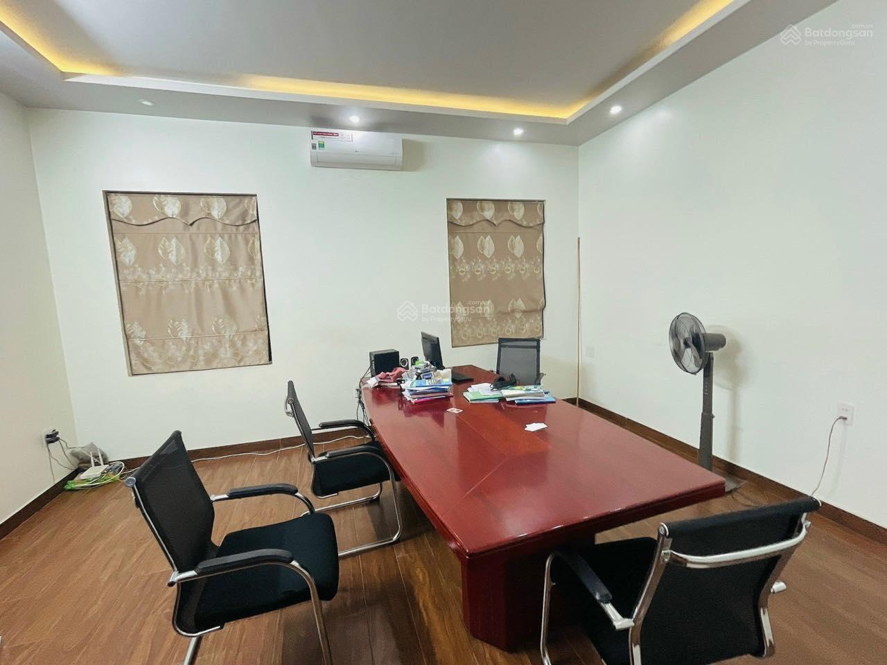 Nhà liền kề xây 5,5 tầng thang máy khu phân lô Lê Hồng Phong, Hải Phòng