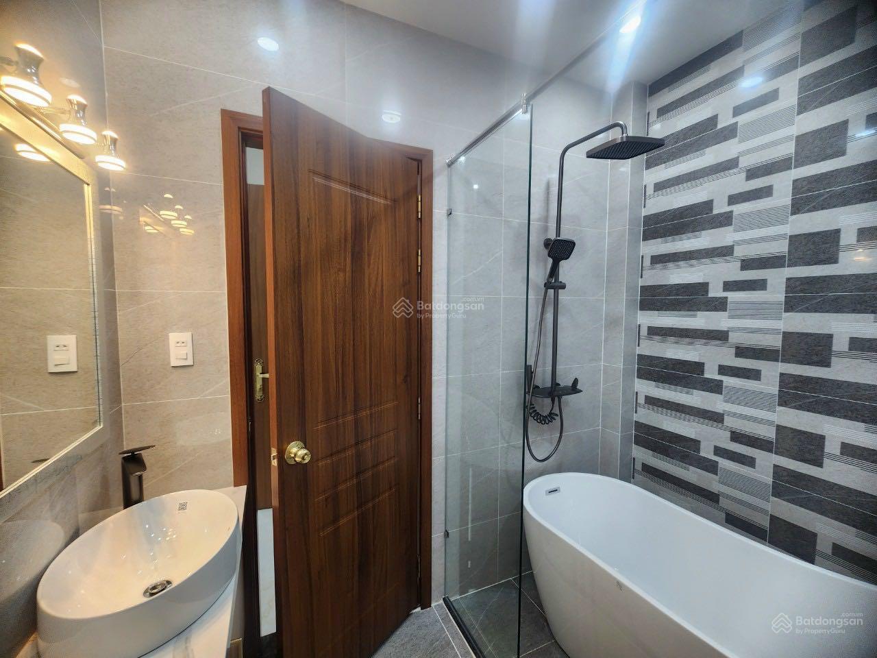 50 triệu /tháng! Nhà có thang máy khu Cityland Center Hills, phường 7, Gò Vấp