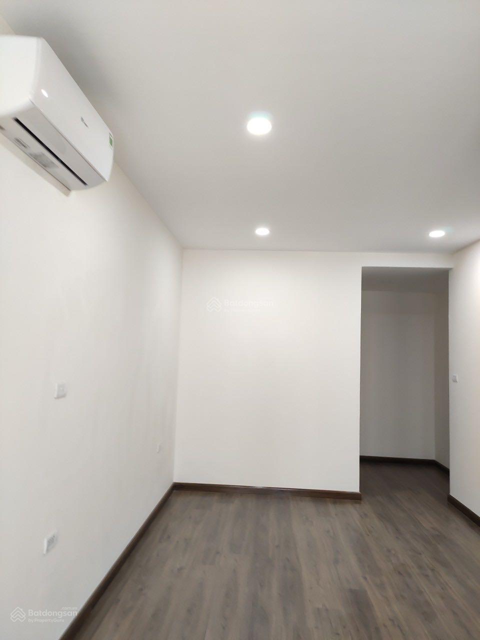 Hiếm: Cho thuê căn hộ A10 Nguyễn Chánh, 72m2, 2PN, 2WC, cơ bản, 14.5tr. LH: 0899 511 *** Hiếm: Cho thuê căn hộ A10 Nguyễn Chánh, 72m2, 2PN, 2WC, cơ bản, 14.5tr. LH: 0899 511 ***