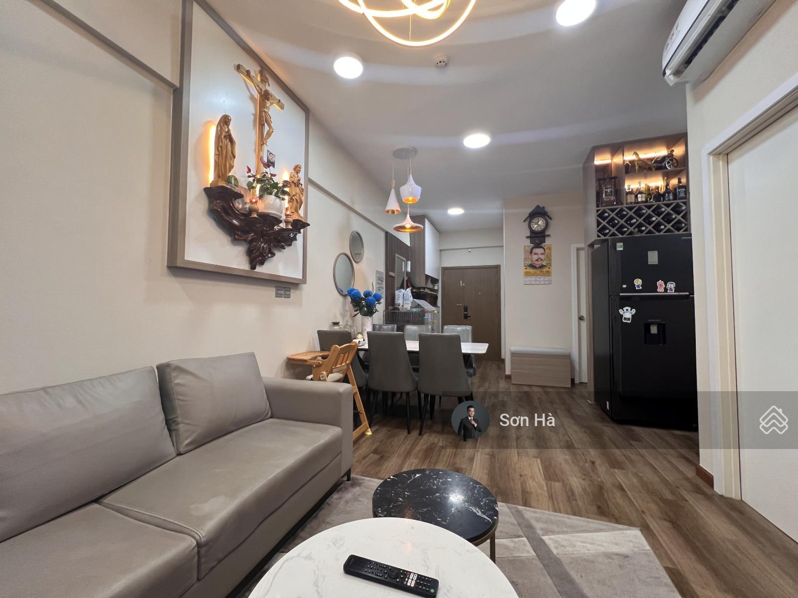 Căn 2PN - full nội thất - giá 3.1 tỷ Căn 2PN - full nội thất - giá 3.1 tỷ