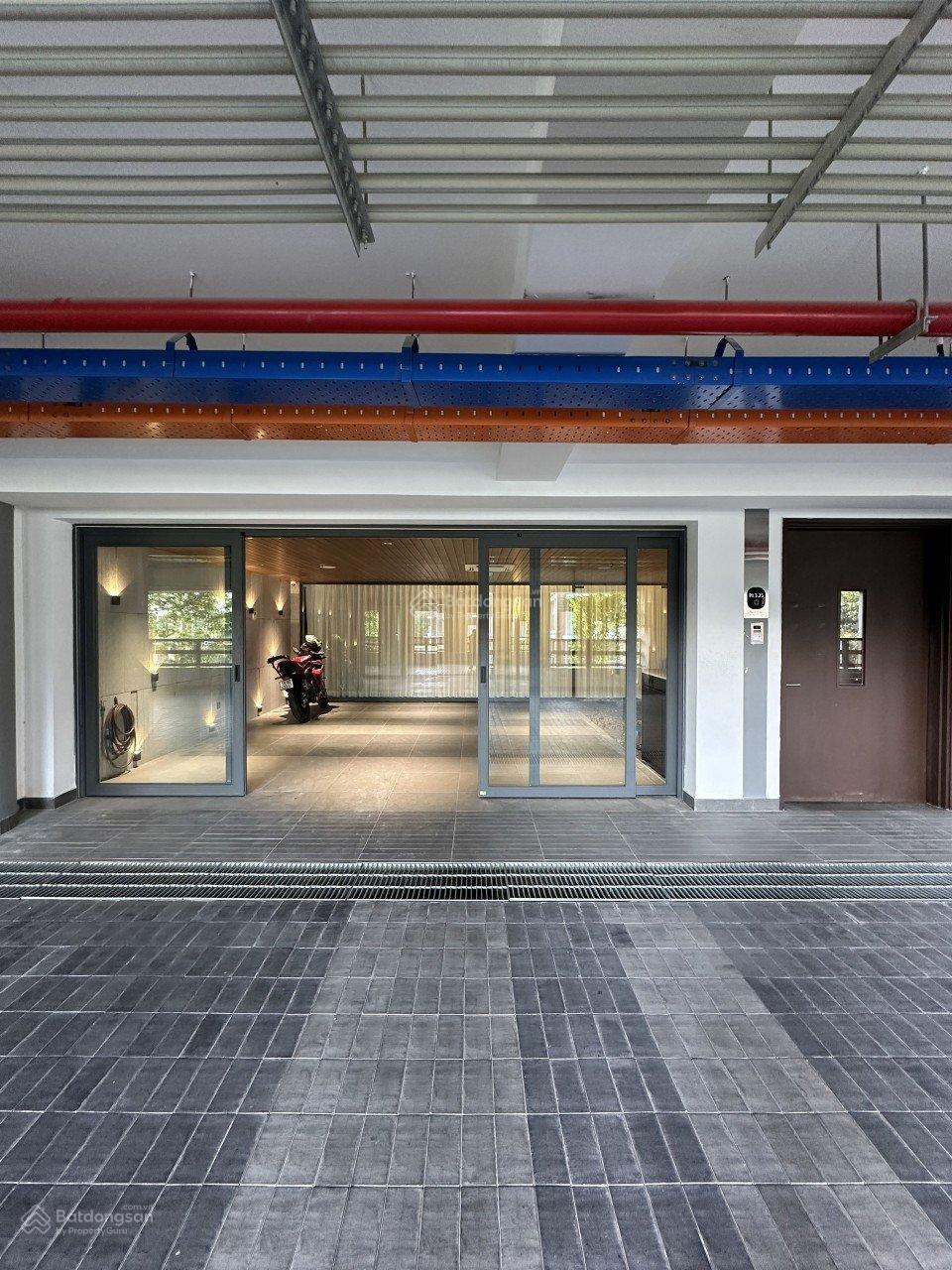 Cho thuê Skylinked Villa Celadon City gara đỗ ôtô tận nhà 221.7m2 - giá 28tr/ tháng (free phí QL). Cho thuê Skylinked Villa Celadon City gara đỗ ôtô tận nhà 221.7m2 - giá 28tr/ tháng (free phí QL).