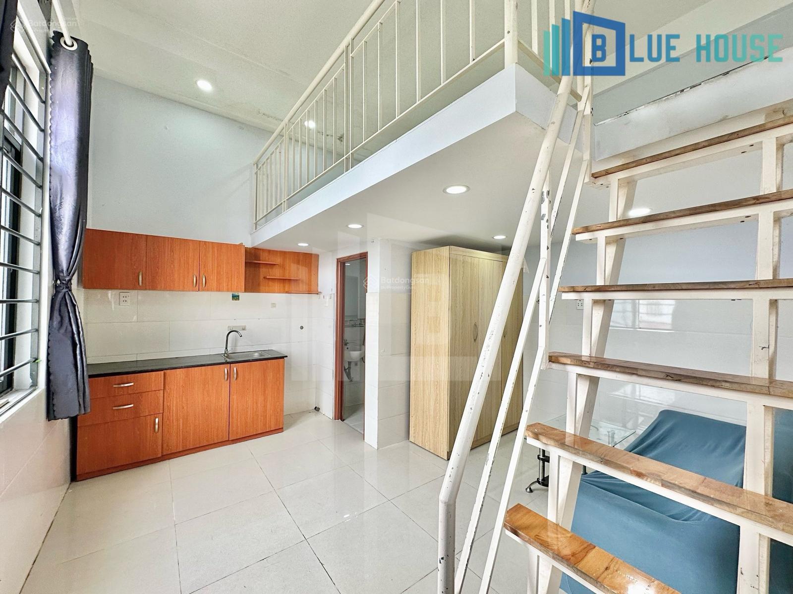 Phòng trọ Tân Phú gác cao, đầy đủ tiện nghi ngay Vườn Lài, Luỹ Bán Bích gần đại học Văn Hiến