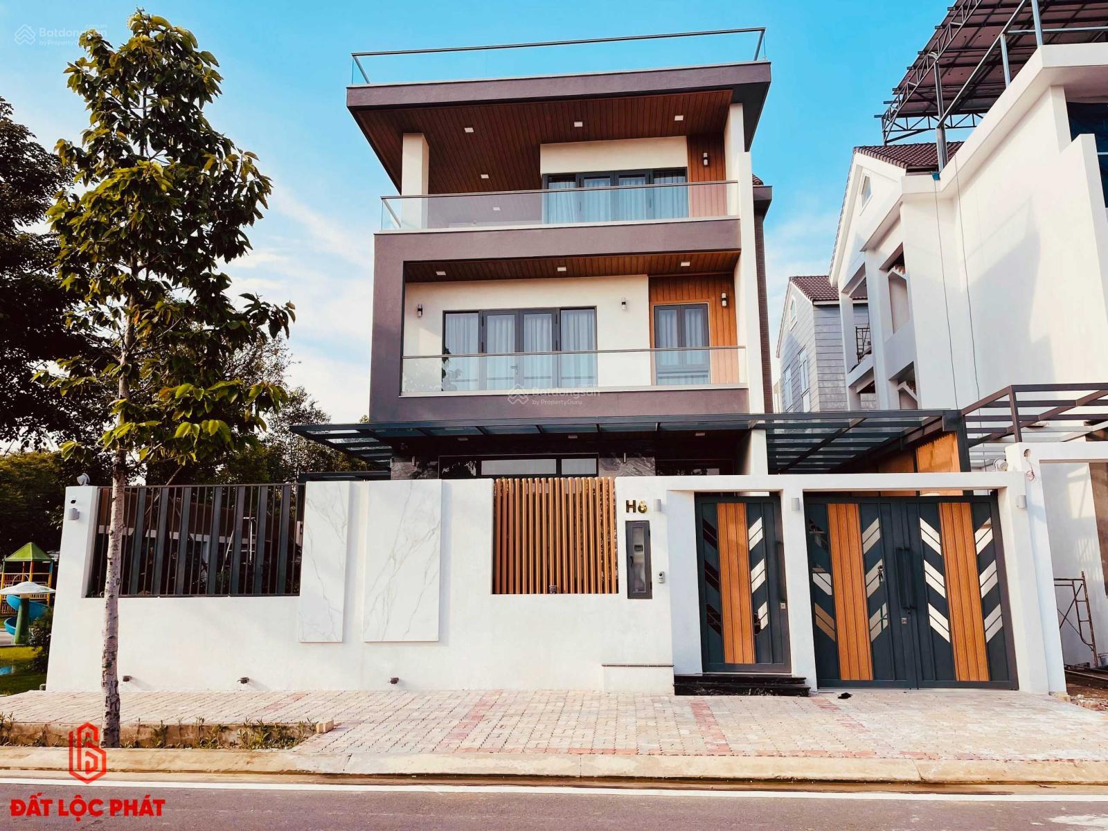 Bán 8 căn nhà phố biệt thự Jamona Golden Silk Q7 DT 5x18m, 7.4x18m, 10x18m SHR, giá 16,5 tỷ Bán 8 căn nhà phố biệt thự Jamona Golden Silk Q7 DT 5x18m, 7.4x18m, 10x18m SHR, giá 16,5 tỷ