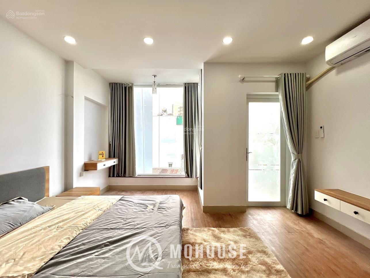 Cho thuê CHDV full nội thất bancol 50m2, ngay CV Hoàng Văn Thụ