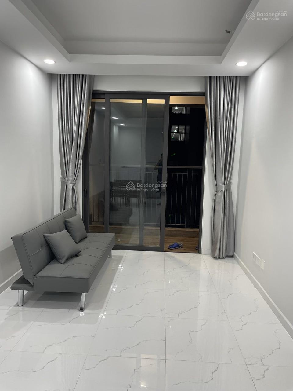 Chính chủ cho thuê căn hộ Opal Skyline studio giá 3tr5 bao phí quản lý, vào ở ngay 0985 807 *** Vy