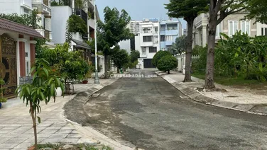 Bán lô đất biệt thự 8x20 khu yên tĩnh, an ninh có chốt bảo vệ, thoáng mát, rất thích hợp để ở