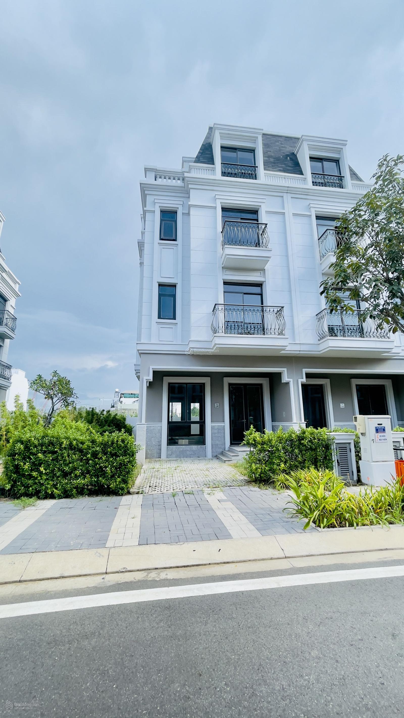 Chính chủ cần bán căn góc đẹp nhất dự án Amelie Phú Mỹ Hưng 8*19m giá 16 tỷ