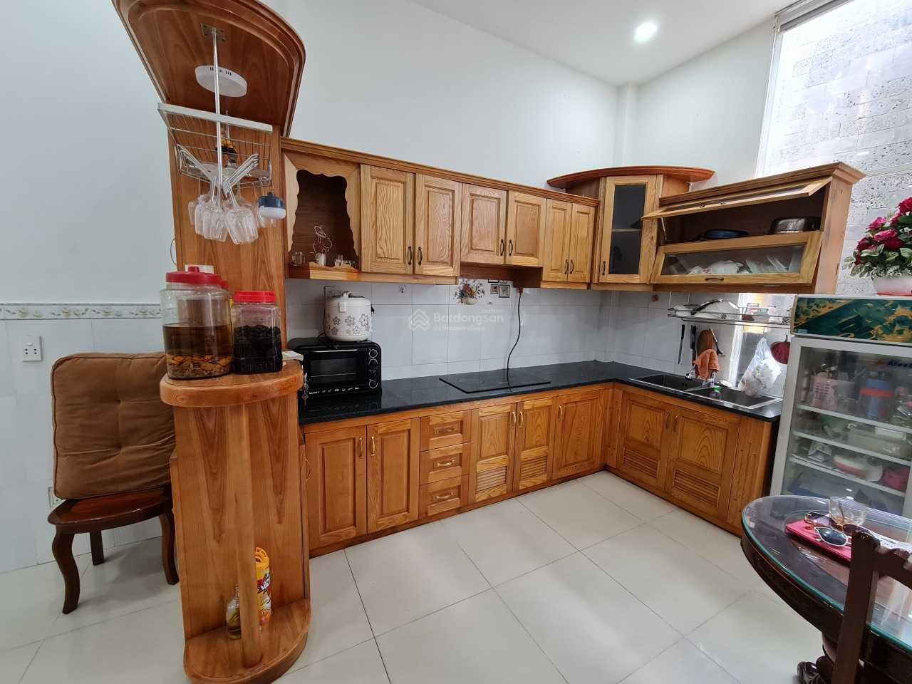 Bán biệt thự KDC Gia Hòa, Phước Long B, TP Thủ Đức. DT: 252m2, giá chỉ 24 tỷ