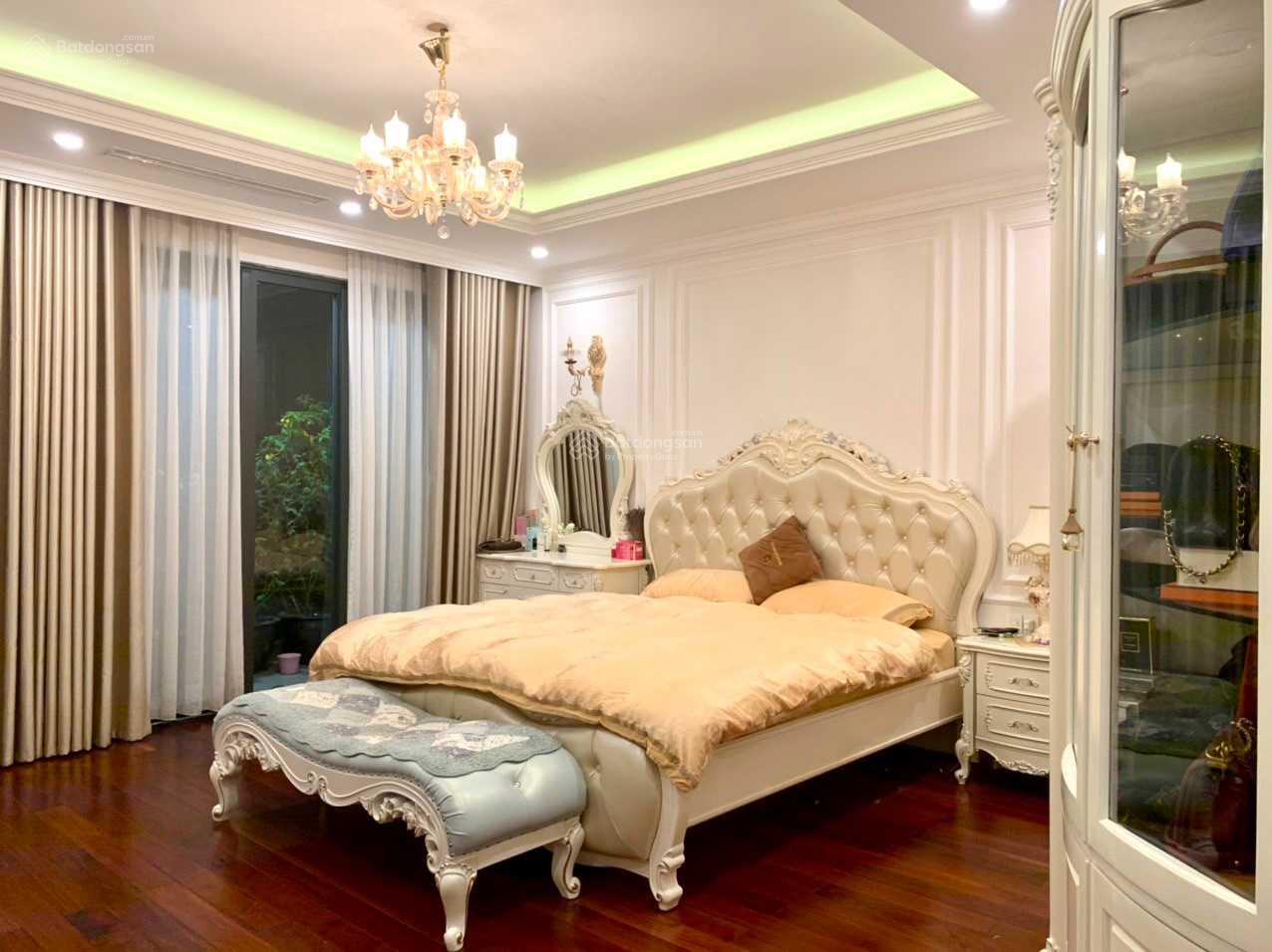 Năng Hải Villas - Chính chủ gửi bán lô góc biệt thự mặt hồ dự án Vinhomes Thăng Long, 178m2 Năng Hải Villas - Chính chủ gửi bán lô góc biệt thự mặt hồ dự án Vinhomes Thăng Long, 178m2