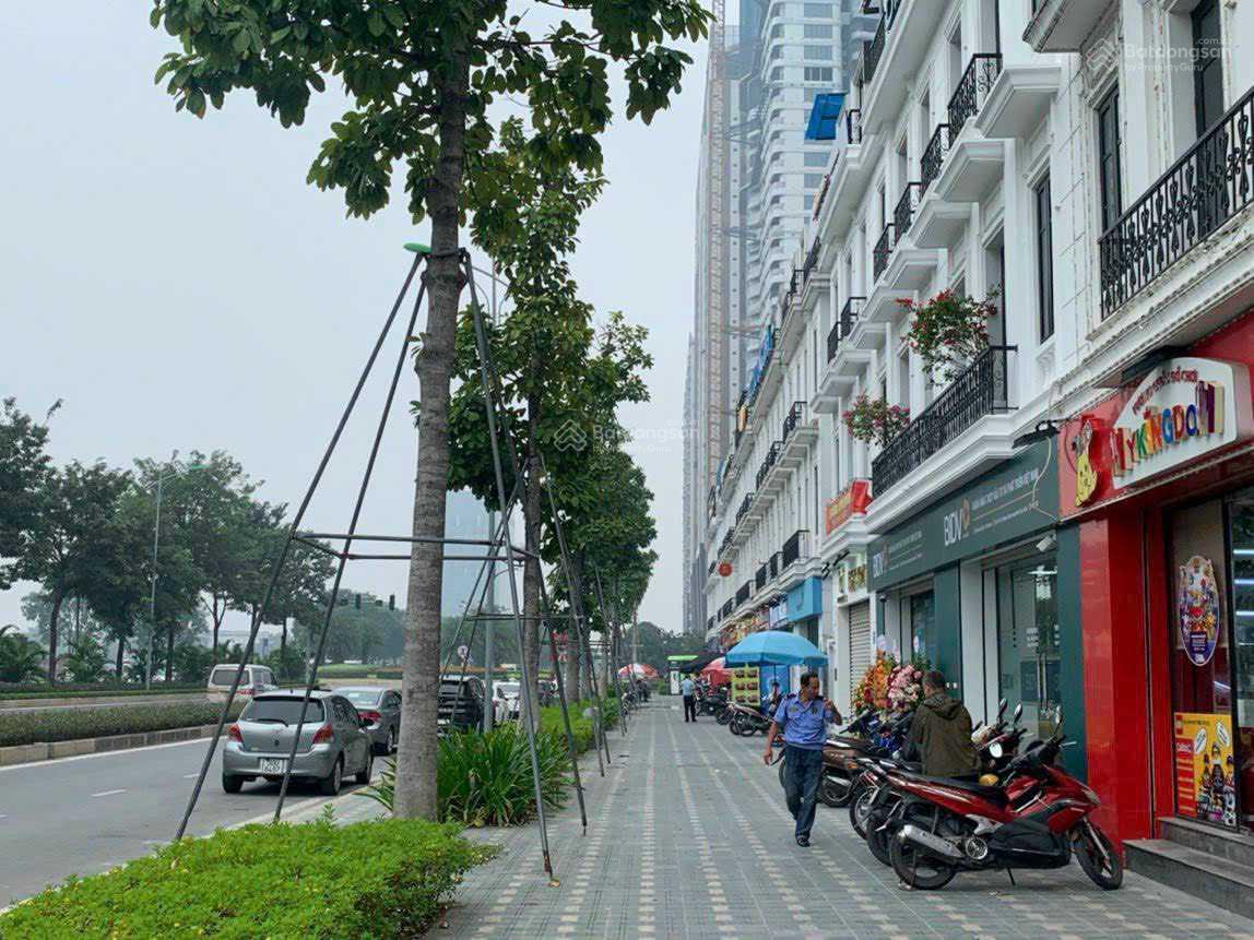 Bán biệt thự Nguyễn Xuân Khoát, đang cho thuê ổn định