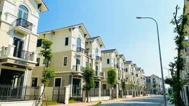 Chính chủ cần bán căn biệt thự 3 tầng siêu đẹp tại dự án Centa City DT 135m2 giá rẻ nhất thị trường