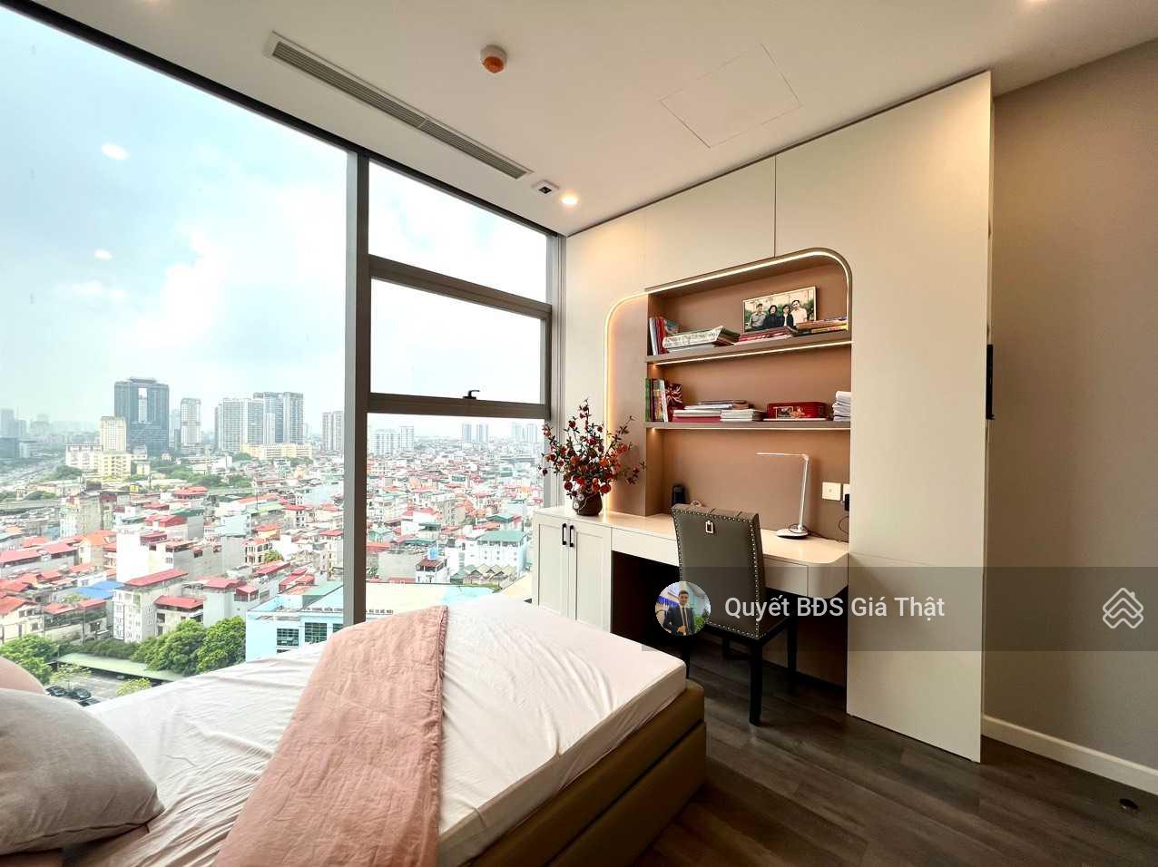 (Giá thật) chính chủ bán căn 120,2m2, 3PN + 2WC tầng trung đẹp giá 15,5 tỷ CC Hateco Laroma