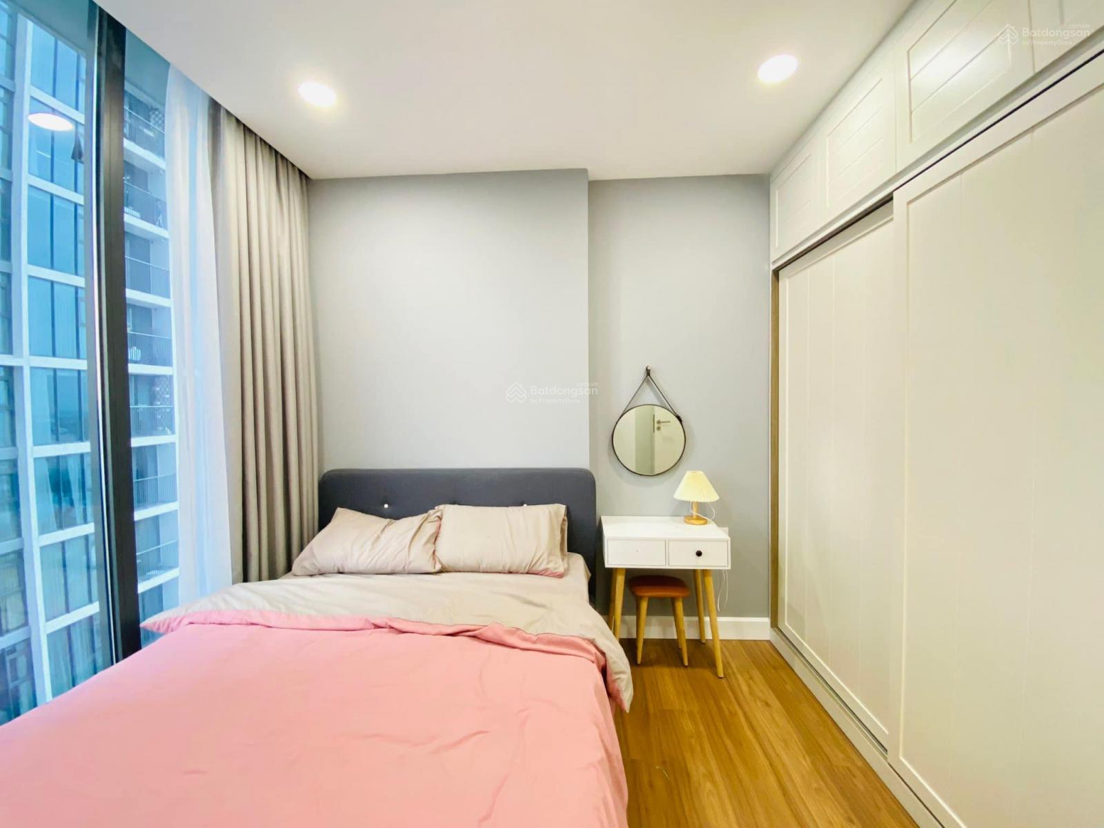 Cần bán ngay căn hộ 2PN với đầy đủ nội thất cao cấp diện tích 80m2 giá 6.9 tỷ tại Everrich Quận 5 Cần bán ngay căn hộ 2PN với đầy đủ nội thất cao cấp diện tích 80m2 giá 6.9 tỷ tại Everrich Quận 5