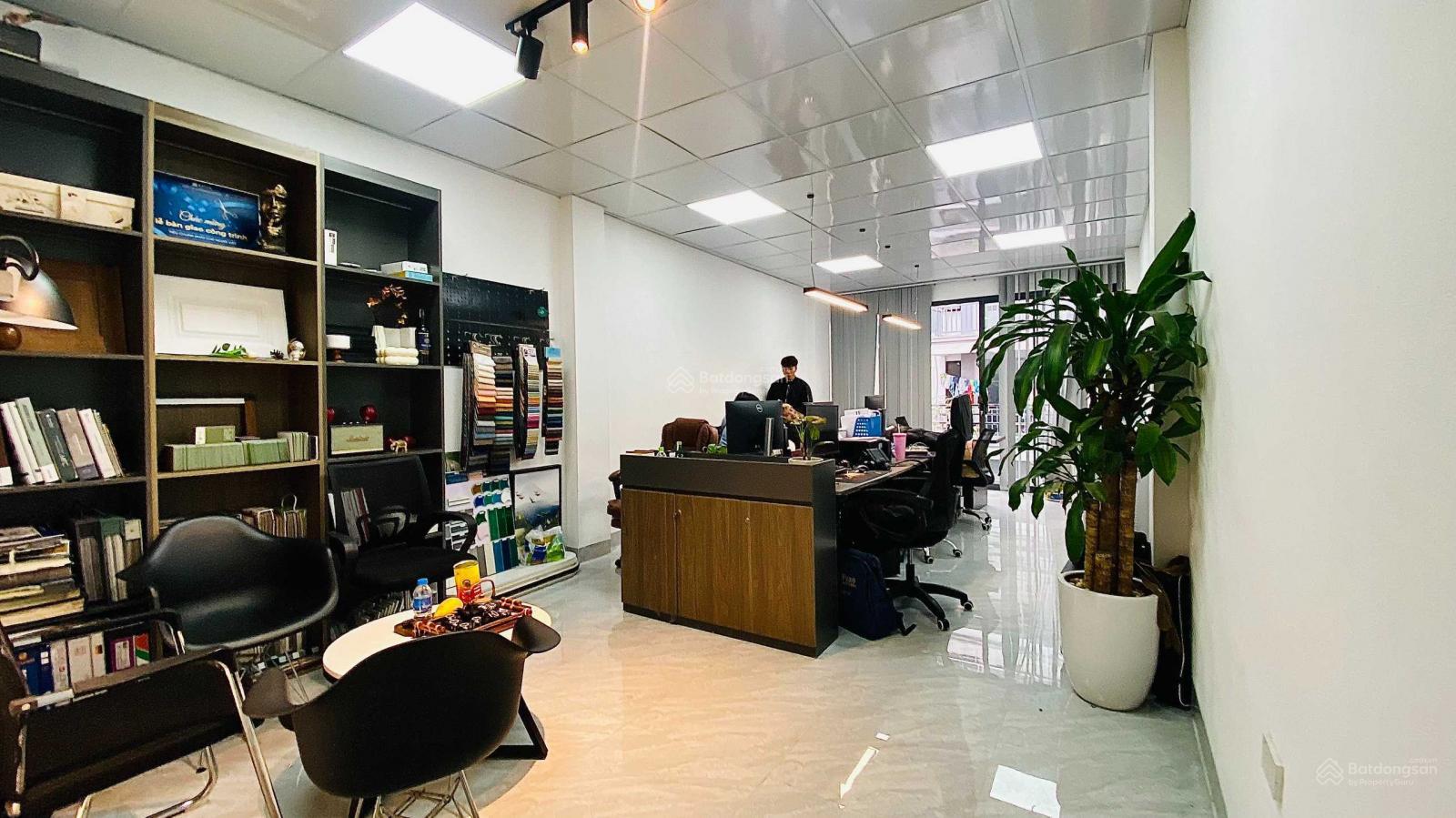 Văn phòng tại khu dịch vụ Mỗ Lao, Hà Đông, sàn mới đẹp 56m2/tầng. Sàn thông