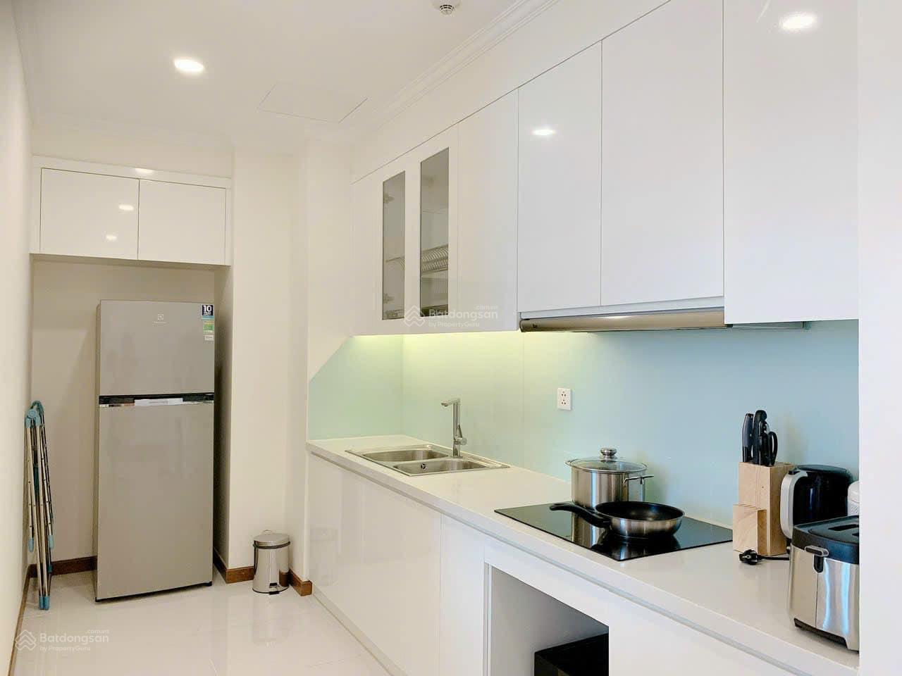 Rẻ tới bất ngờ với căn hộ 2PN diện tích 83m2 giá chỉ 18tr full nội thất cao cấp tại Everrich Quận 5