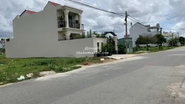 Bán nhanh nền trục chính 711 KDC Bách Khoa, DT: 428m2, sổ cá nhân, giá 69tr/m2