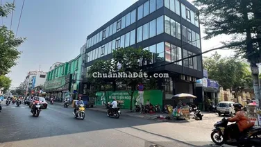 Góc 2MT Đồng Đen + Phan Sào Nam, Tân Bình - 30x10m - hầm 4 tầng - HĐT 200 triệu/th - giá 60 tỷ